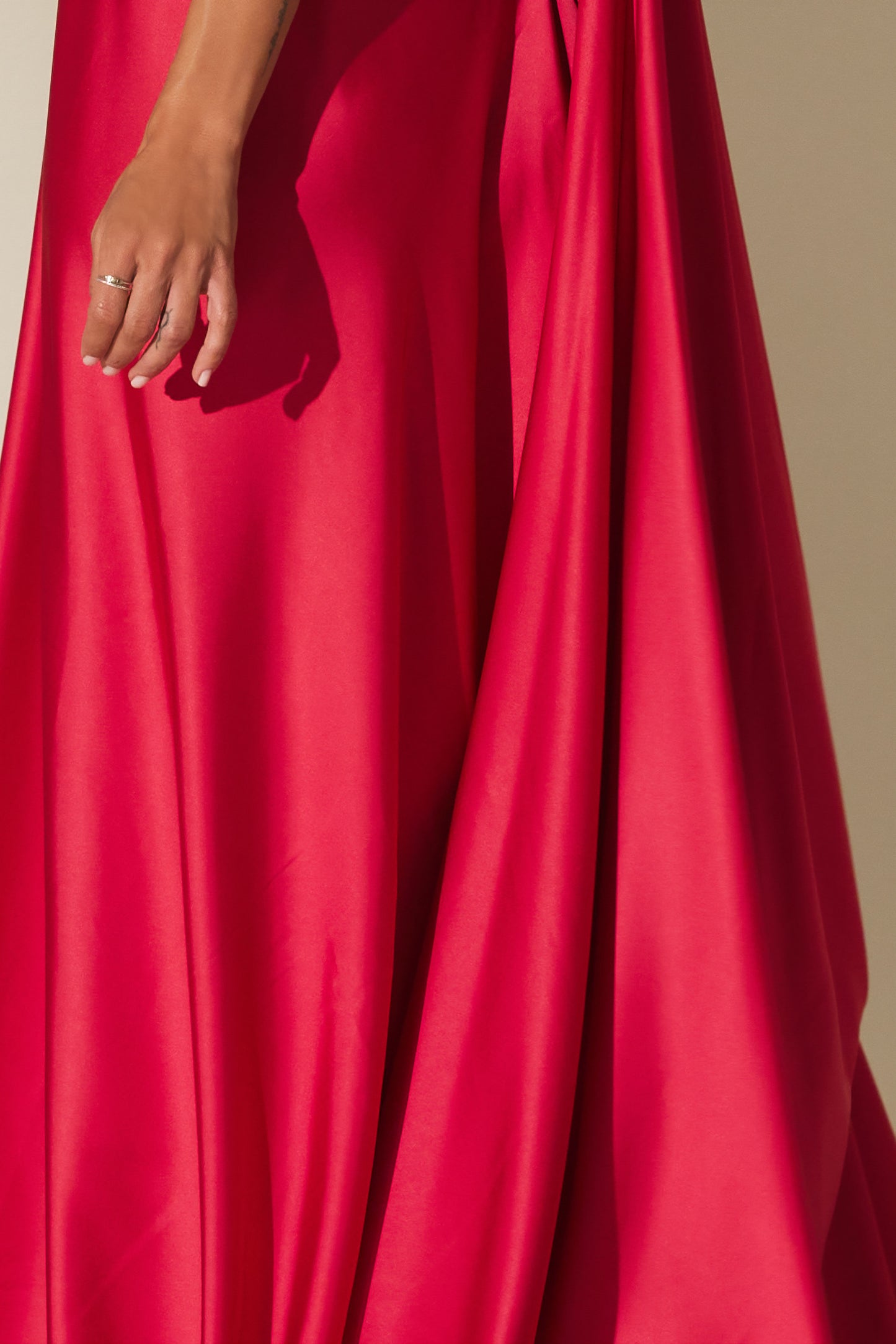 Rochie Elena maxi din satin (fucsia)